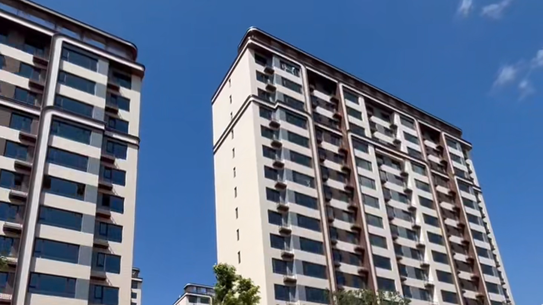 零下30℃严寒挑战!德晋贵宾厅助力内蒙古康诚启元府打造高品质住宅幕墙! 零下30℃严寒挑战!德晋贵宾厅助力内蒙古康诚启元府打造高品质住宅幕墙!